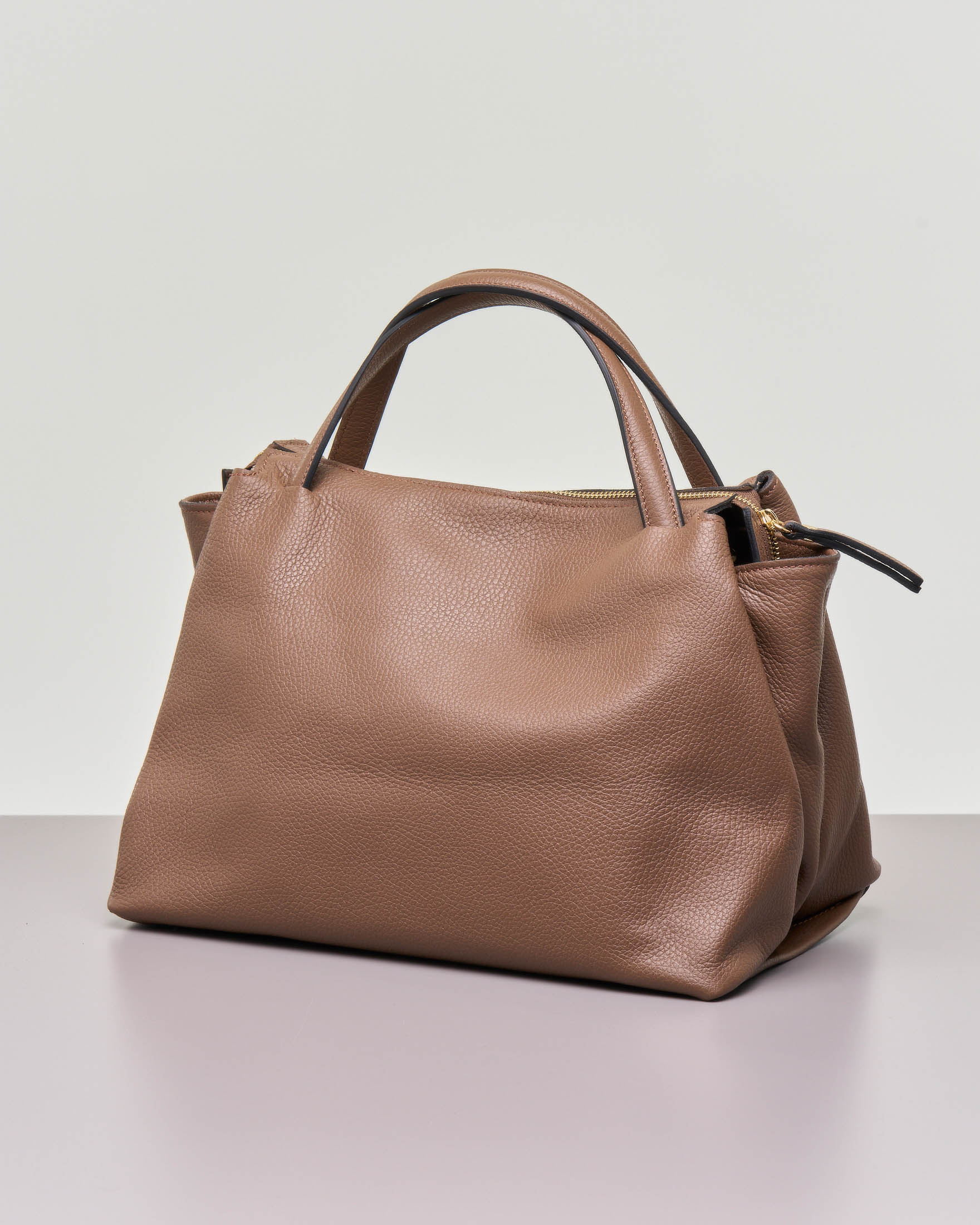 borsa-pelle-365wwd-1.jpg borsa pelle - immagine 1