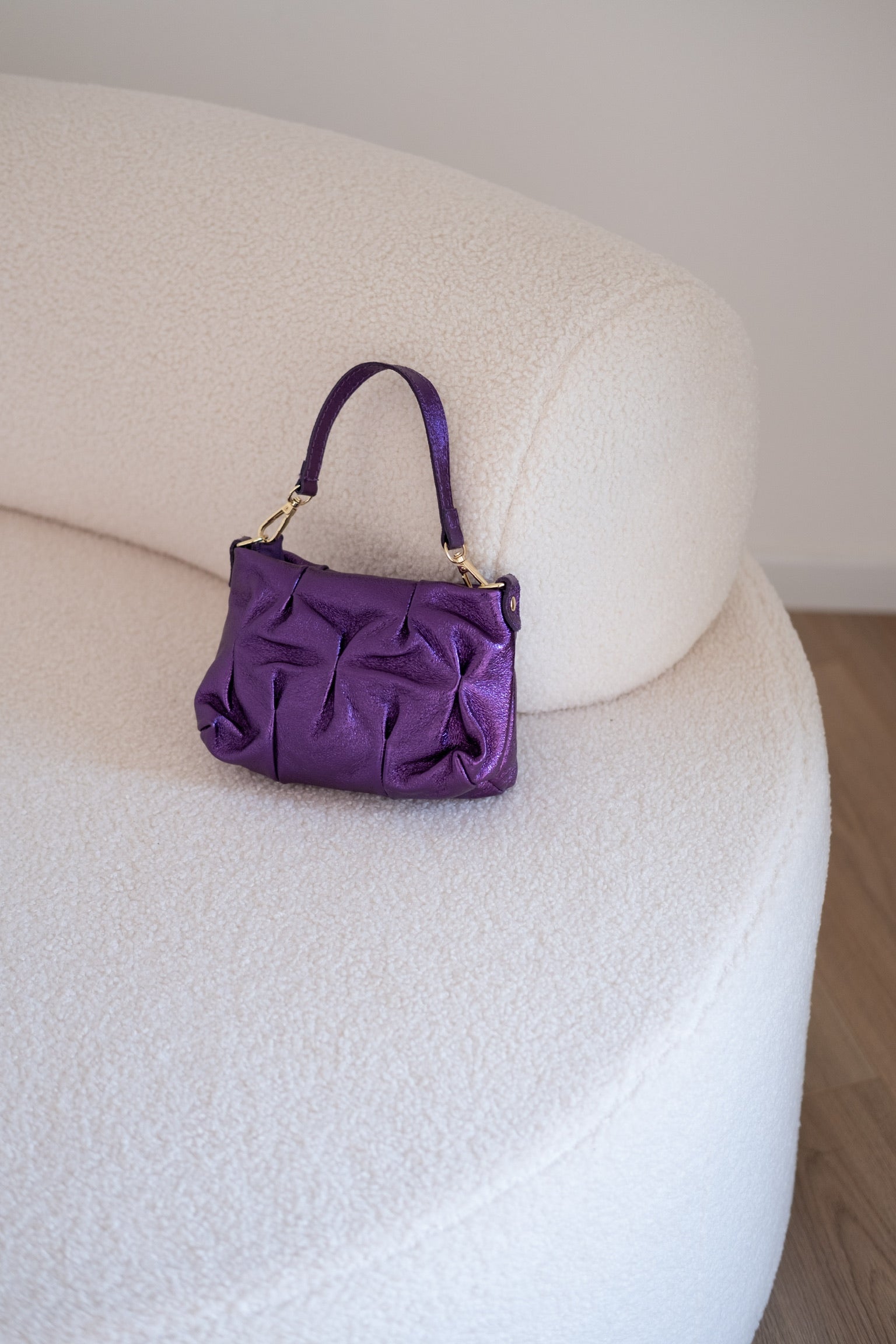 borsa-viola-261oha-1.jpg borsa viola - immagine 1